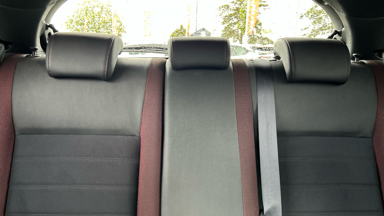 Nissan Juke 1.5 dCi N-Connecta 5dr Diesel Hatchback
